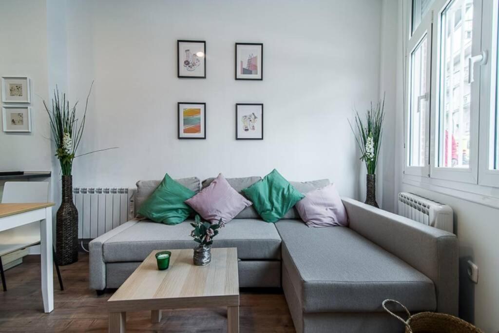#15Pin-2 Apartamento De Un Dormitorio Plaza Castilla Madrid Buitenkant foto
